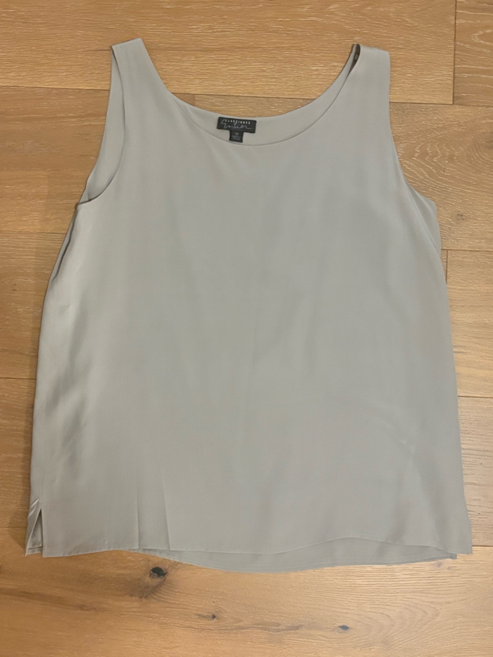 Classiques Entier Light Gray Sleeveless Top Size 12 100% Silk Work Interview